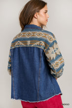 Load image into Gallery viewer, Stone Wash Collared Button Down Denim Jacket